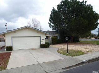 194 Carlsbad Cir, Vacaville, CA