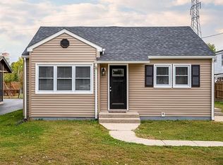 55 N Park Dr, Scottsburg, IN