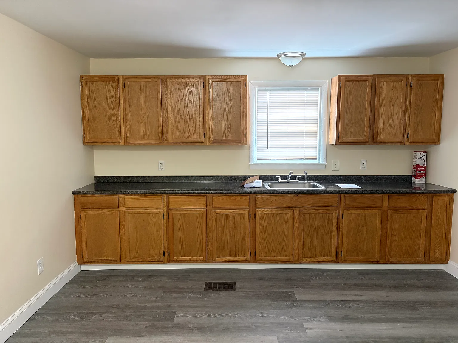 2 bed, 962 sqft, $2,200 — Photo 3