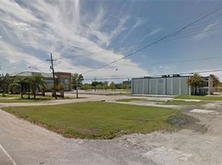 3822 Paris Rd, Chalmette, LA 70043