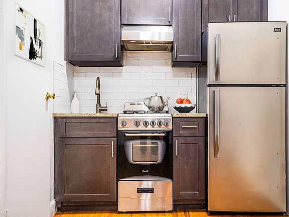 4th image of 235 W 100th St #F