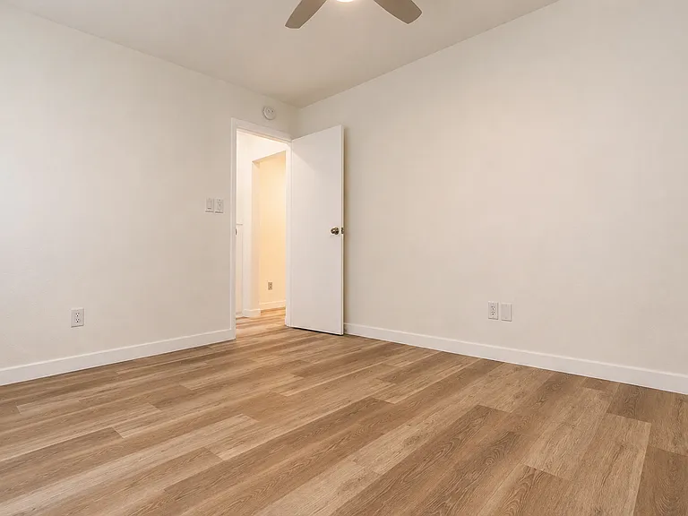 4625 Florida St #15 — Photo 11