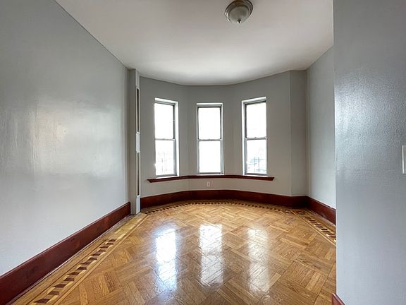3rd image of 643 Flatbush Ave #B1