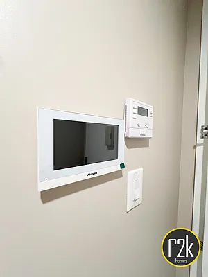 Rented by Realty 2000 Corp | media 15