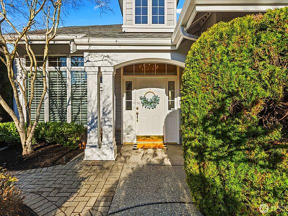3rd image of 4819 Wilmington Way