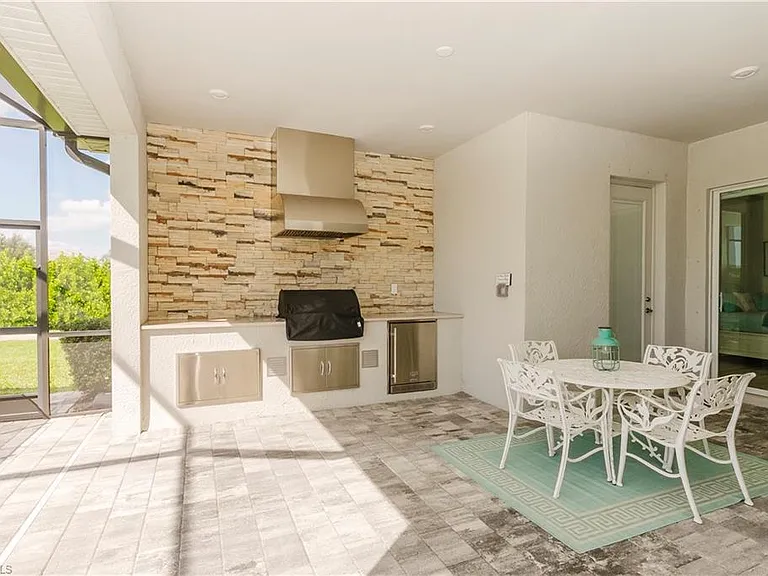 6075 Artisan Ct — Photo 5