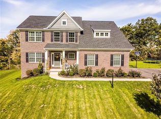 110 Vista Ridge Ln, Valencia, PA 16059