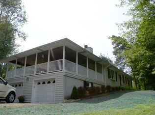 5925 Wales Rd, Erie, PA 16510