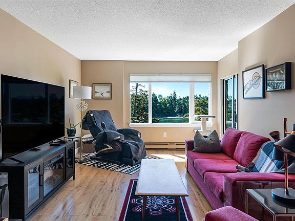 4th image of 105 Gorge Rd E #304