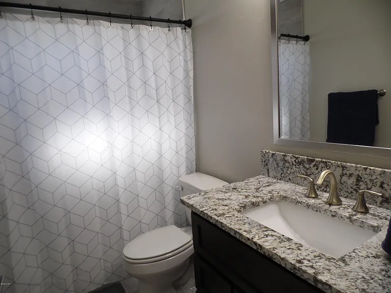 2515 Tradewind Dr — Photo 33