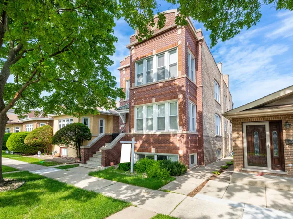 2531 Elmwood Ave, Berwyn, IL 60402
