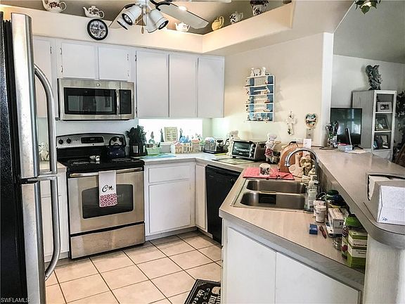 5th image of 9464 Palm Island Cir
