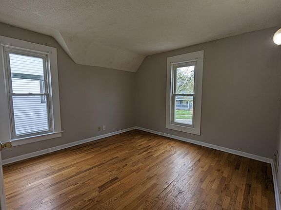 4th image of 538 N Winnebago St #2