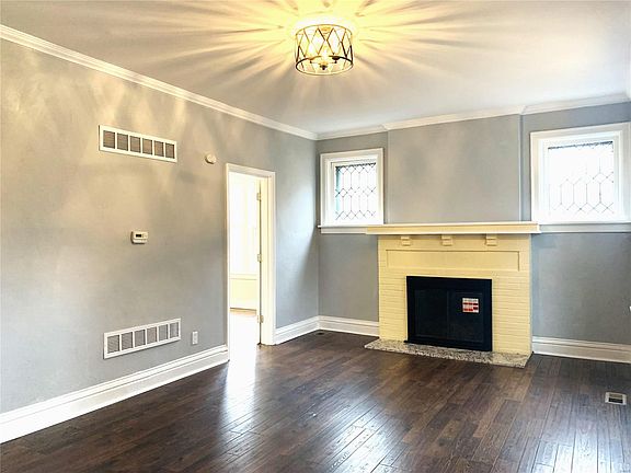 2nd image of 7369 Carleton Ave