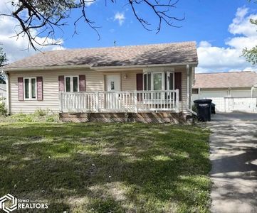 503 W Armstrong Cir, Mount Pleasant, IA, 52641