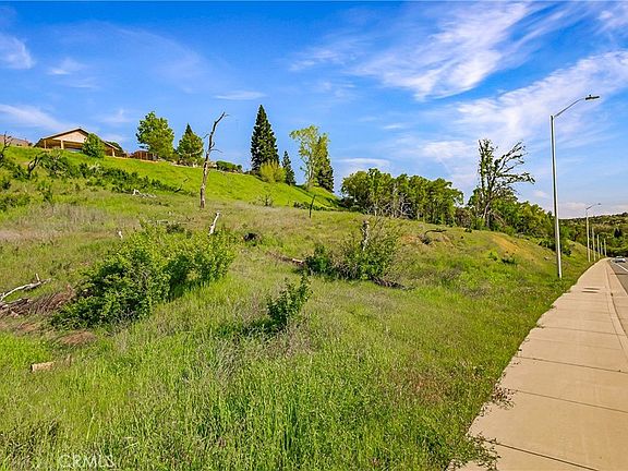 4th image of 166 Quartz Hill Rd