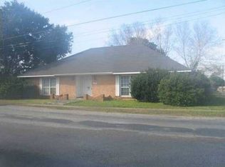 109 N Broadway St, Erath, LA 70533