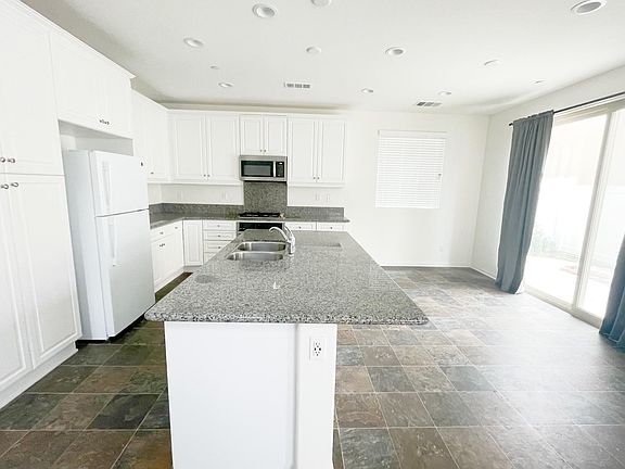 2nd image of 16453 Globetrotter Ave