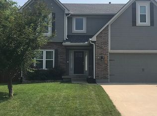 1141 SW Crossing Dr, Lees Summit, MO 64081