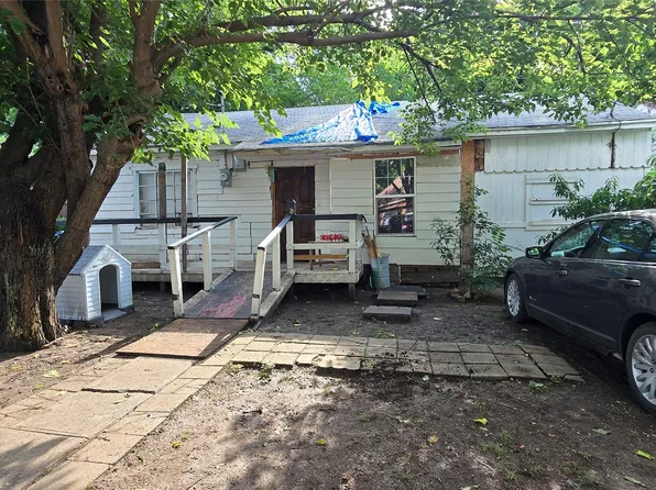1107 N Justin Ave, Dallas, TX 75211