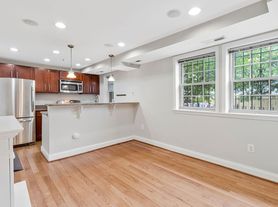 410 15th St NE, Washington, DC