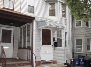 7920 60th Ln, Ridgewood, NY 11385