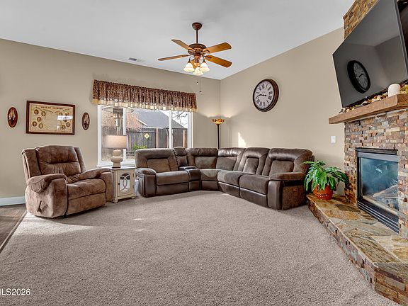 3rd image of 3288 Genil Ct