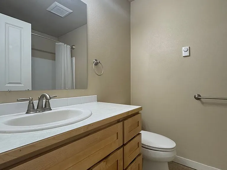 2235 Airport Rd — Photo 31