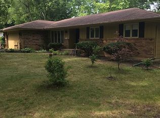 5344 Wil Acre Dr, Loves Park, IL 61111
