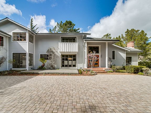 2nd image of 10 Bluebell Ln