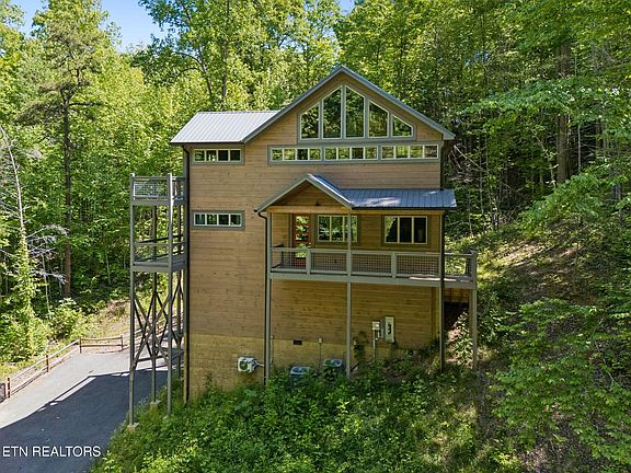2nd image of 5175 Riversong Way