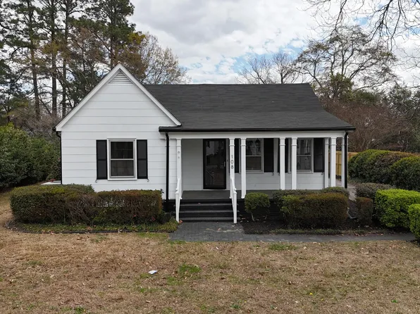 108 N Watauga Ave, Dunn, NC 28334