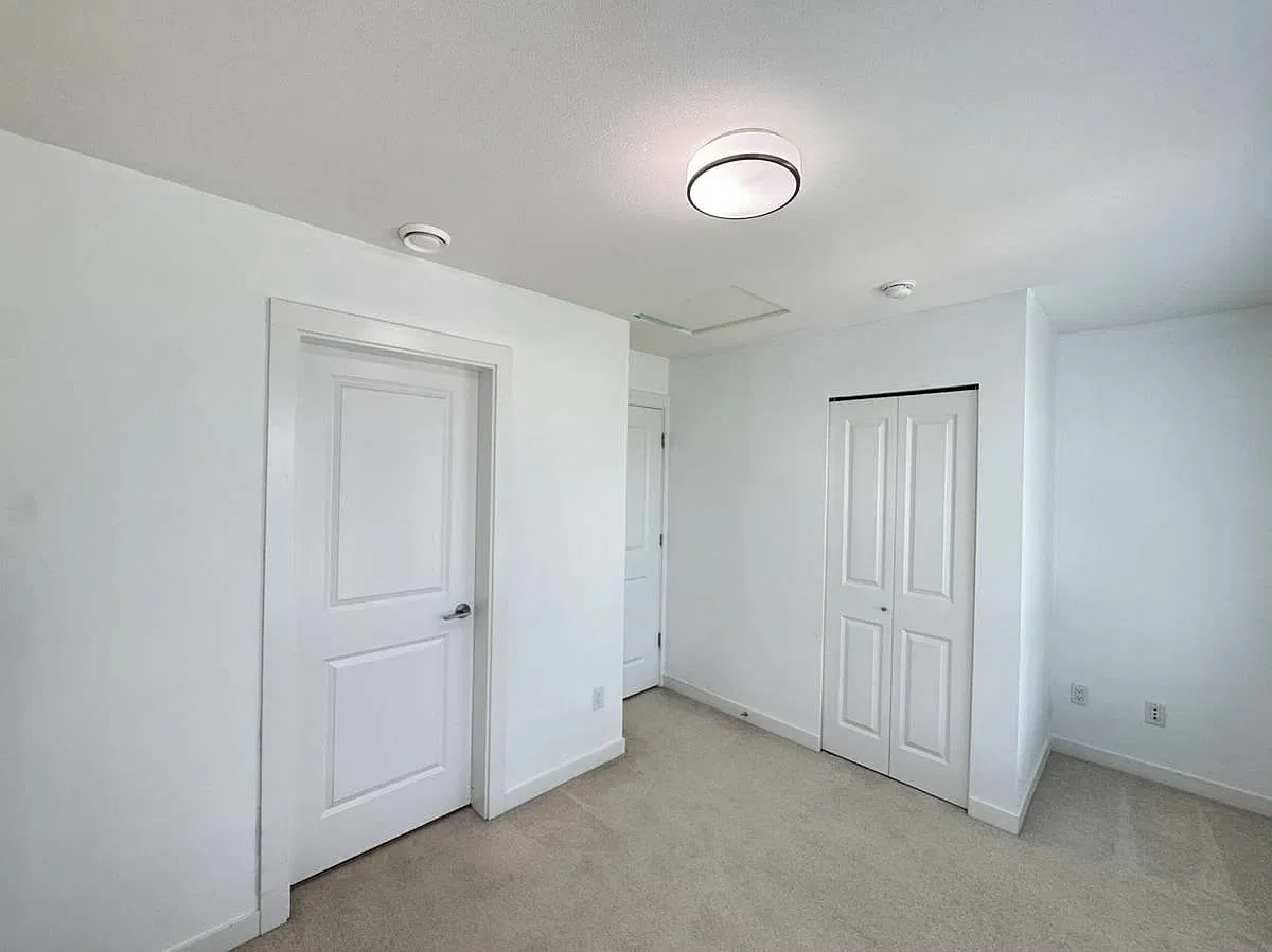 2 bed, 1056 sqft, $2,500 — Photo 4