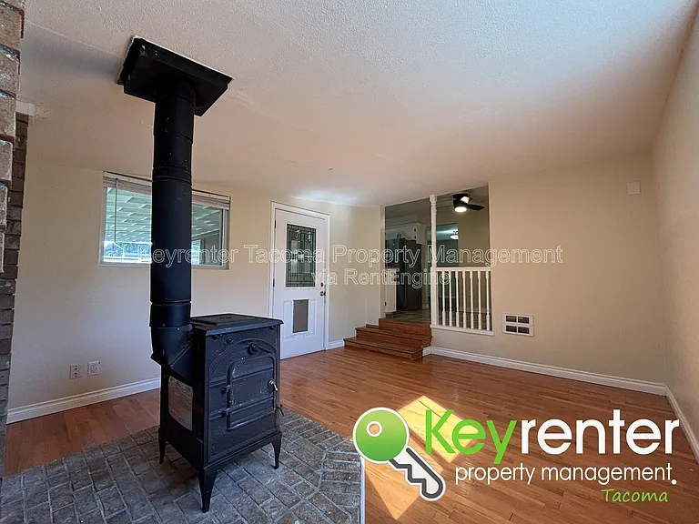 6818 87th St SW — Photo 10