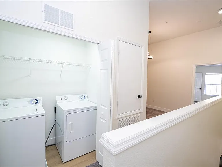 6979 Sperone St — Photo 12