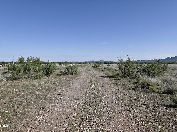 3rd image of 5.44 Acres E Navajo Place #32