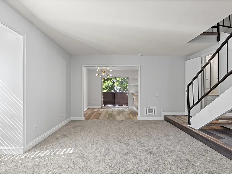 7930 Mission Center Ct #L — Photo 8
