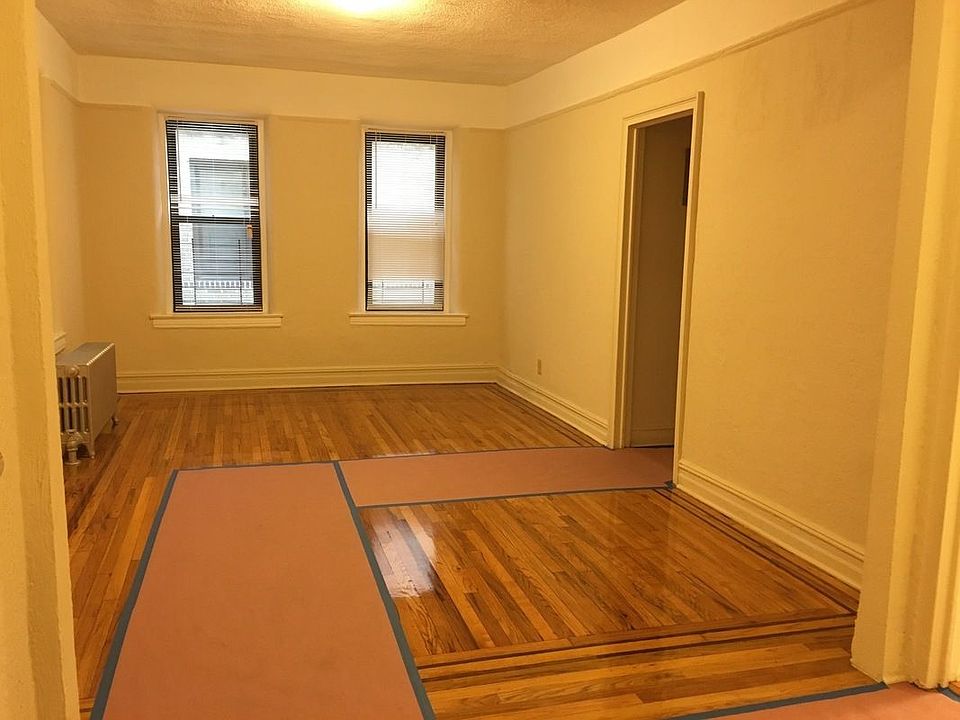 1st image of 4015 81st St APT A17