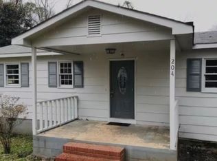 204 S Small St, Pittsboro, NC 27312