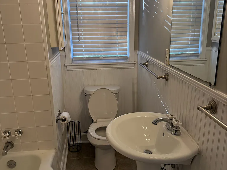 2039 Wilhelmina Ave — Photo 19