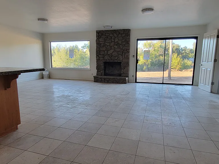 6927 Santa Juanita Ave — Photo 5
