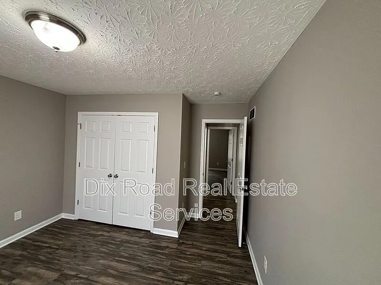 794 Carriage Hill Ln — Photo 21