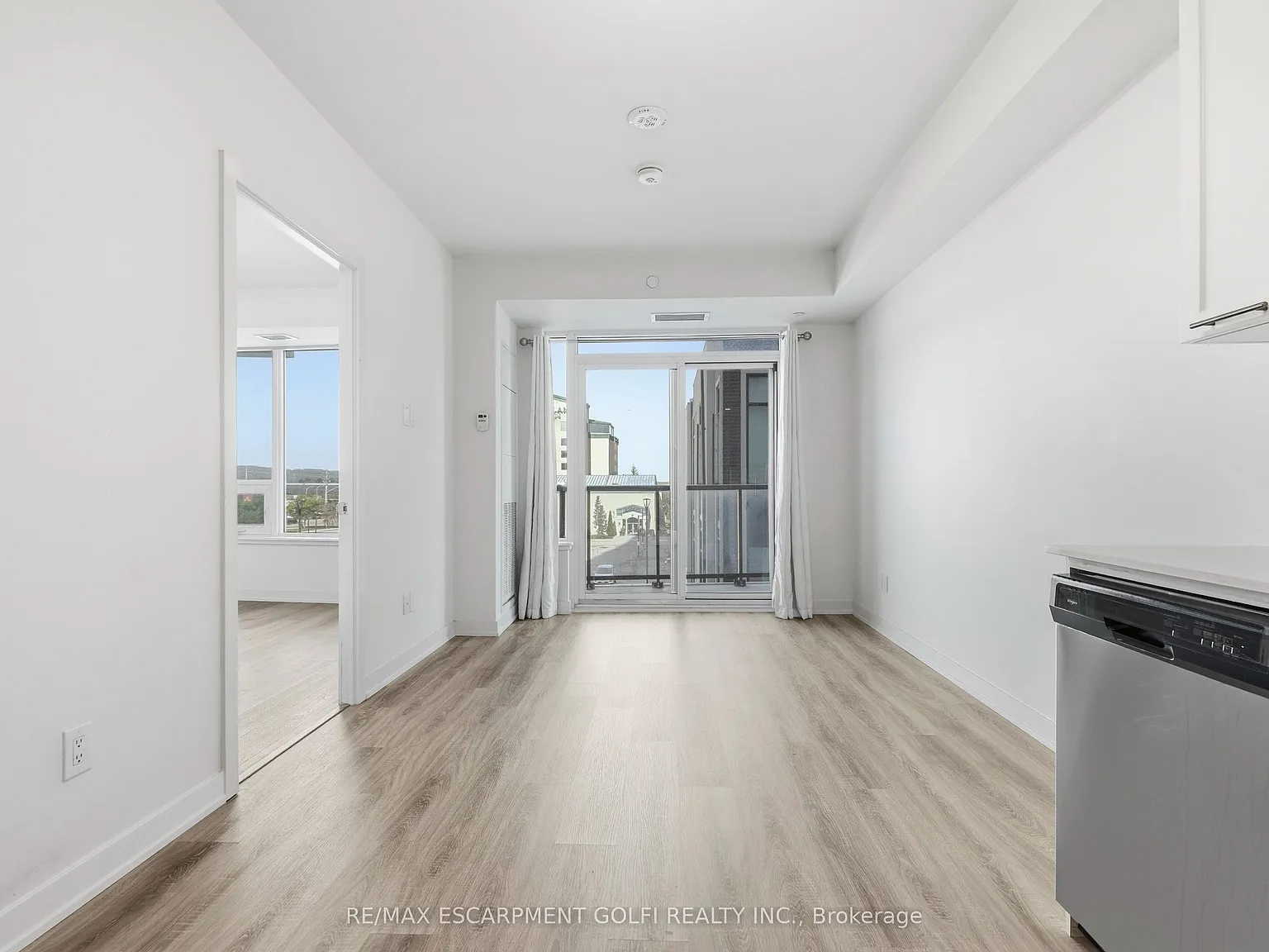 1 bed, $1,925 — Photo 3