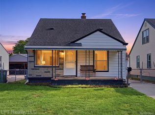 13395 Castle St, Southgate, MI 48195
