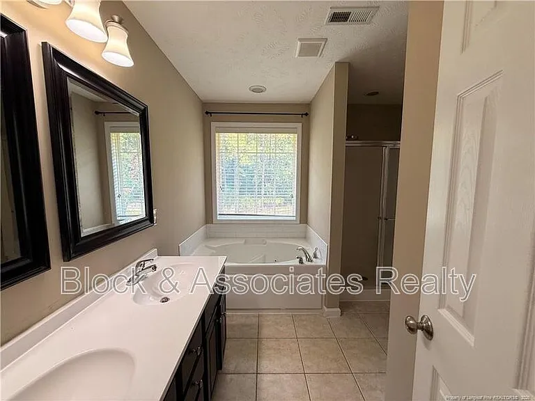 42 Grayson Pl — Photo 15