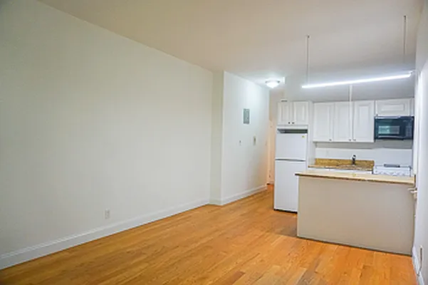 Rented by Maz Group NY | media 9