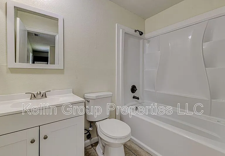 860 Fox Lake Dr — Photo 20