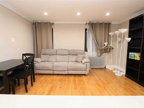 2nd image of 14133 78th Ave APT 2A