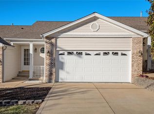 157 Samarra Estates Dr #B, Fenton, MO