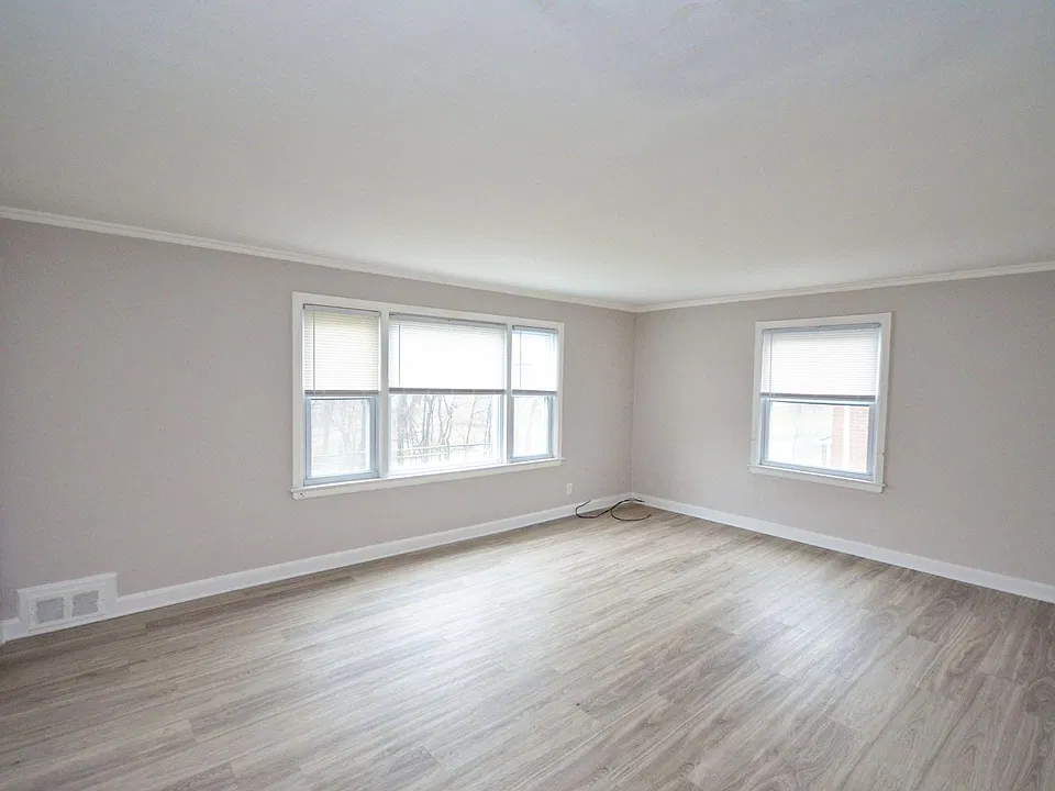 Large Living Room